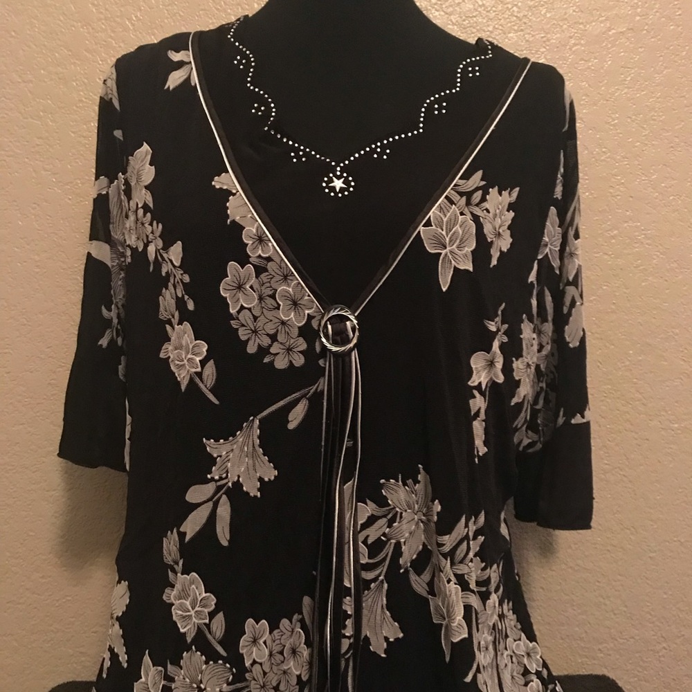 Black & White Blouse